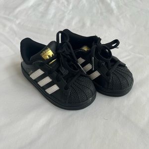 Baby adidas sneakers - size 6
